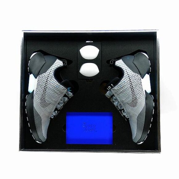 Nike HyperAdapt 1.0 Metallic silver 🍁 - Picture 4 of 5